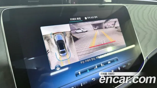 Mercedes-Benz E-Class — Фото автомобиля 18