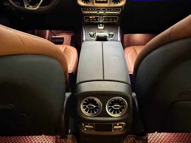 Mercedes-Benz G-Class — Фото автомобиля 26