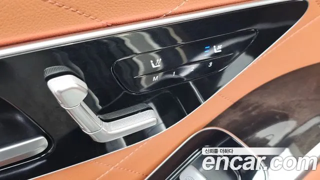 Mercedes-Benz S-Class — Фото автомобиля 26
