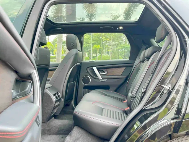 Land Rover Discovery Sport — Фото автомобиля 14