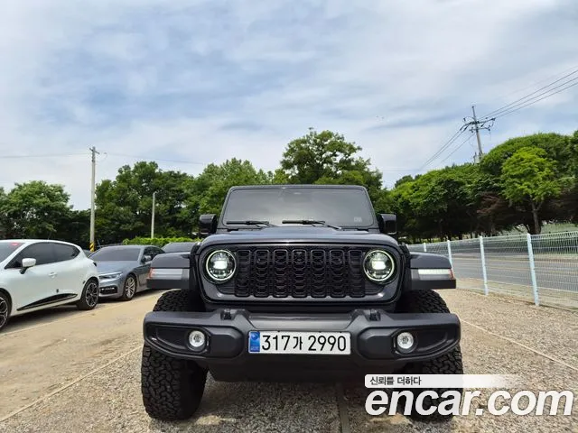 Jeep Wrangler — Фото автомобиля 2