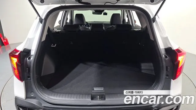 Kia Seltos — Фото автомобиля 25