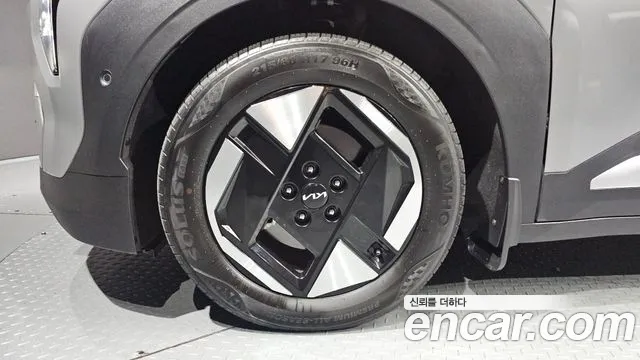 Kia EV3 — Фото автомобиля 4