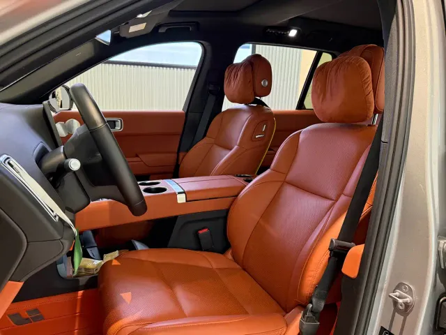 Li Auto L8 — Фото автомобиля 7