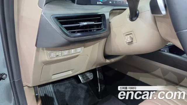 Kia K8 Hybrid — Фото автомобиля 25