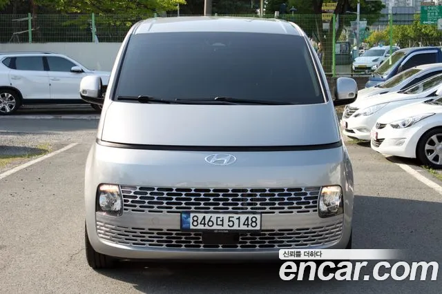 Hyundai Staria Staria Карго 3 места — Фото автомобиля 2