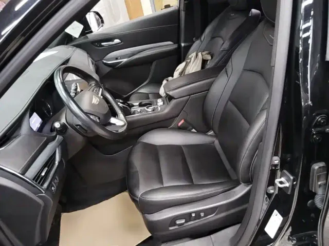 Cadillac XT4 — Фото автомобиля 14