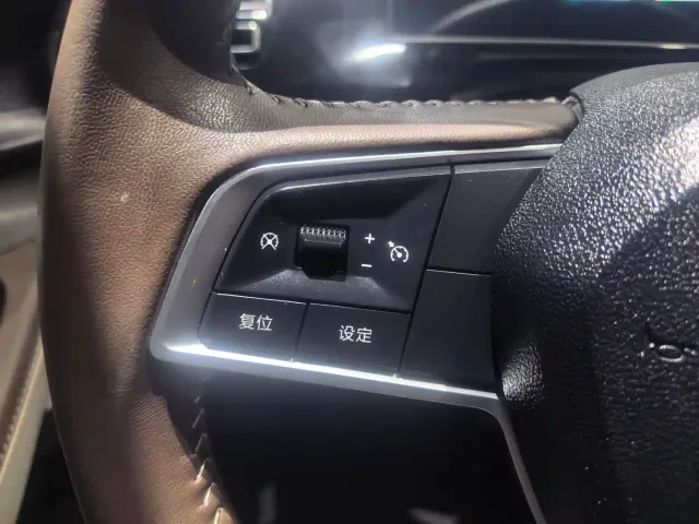 BYD Qin PLUS — Фото автомобиля 10