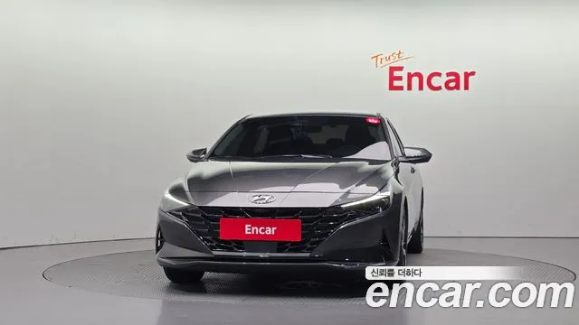 Hyundai AVANTE Avante (CN7) — Фото автомобиля 3