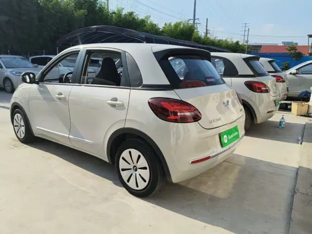 Wuling Bingo — Фото автомобиля 4