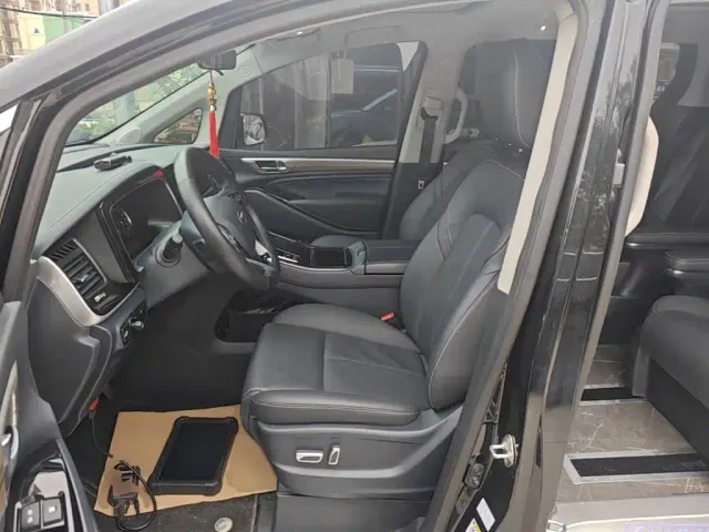 GAC Trumpchi M8 — Фото автомобиля 14