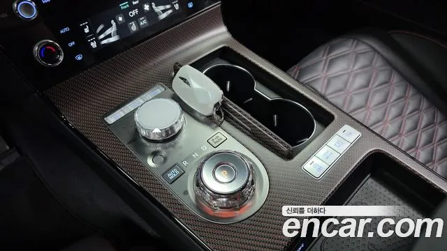 Genesis G80 Бензин 2.5 турбо AWD — Фото автомобиля 9