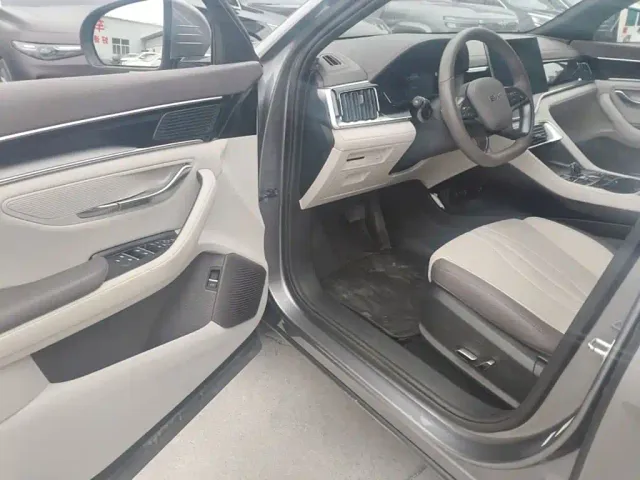 BYD Song PLUS — Фото автомобиля 15