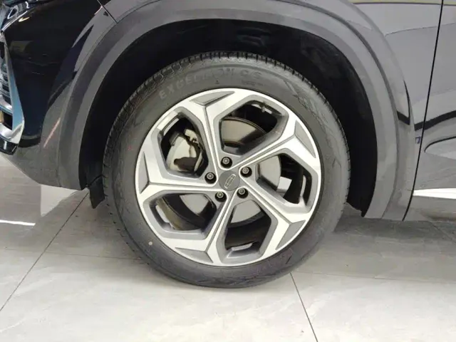 Geely Xingyue L — Фото автомобиля 6