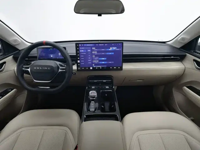 Wuling Starlight — Фото автомобиля 5