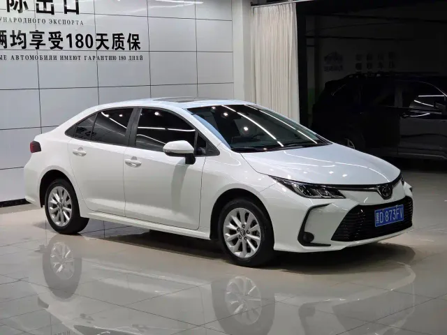 Toyota Corolla — Фото автомобиля 3