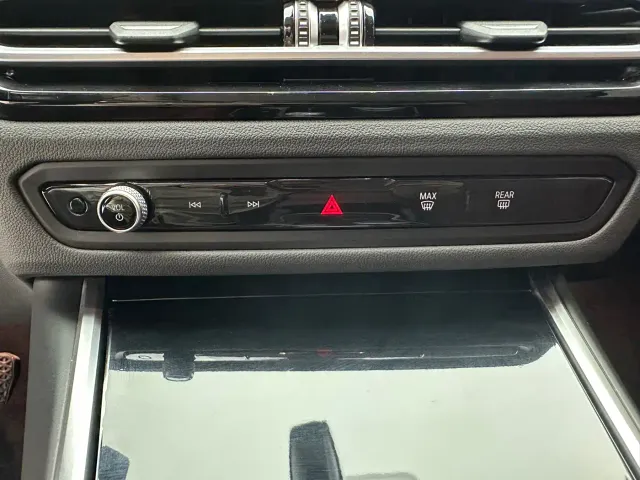 BMW 3 Series — Фото автомобиля 15