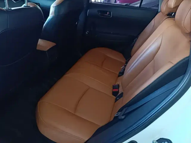 Toyota Corolla Cross — Фото автомобиля 16