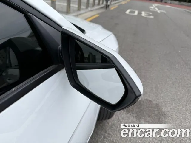 Hyundai Avante CN7 — Фото автомобиля 12