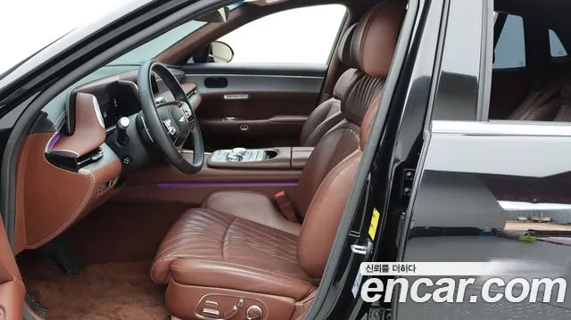 Genesis G90 Бензин 3.5 турбо AWD — Фото автомобиля 12