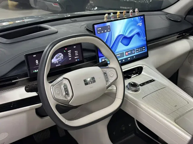 Geely Galaxy E5 — Фото автомобиля 5