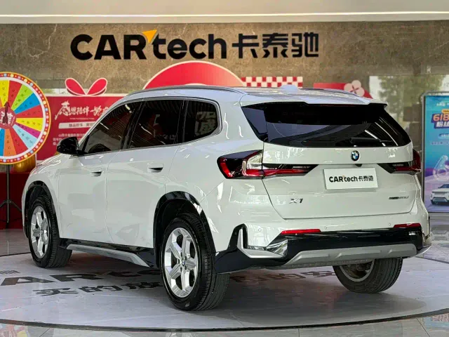 BMW X1 — Фото автомобиля 6