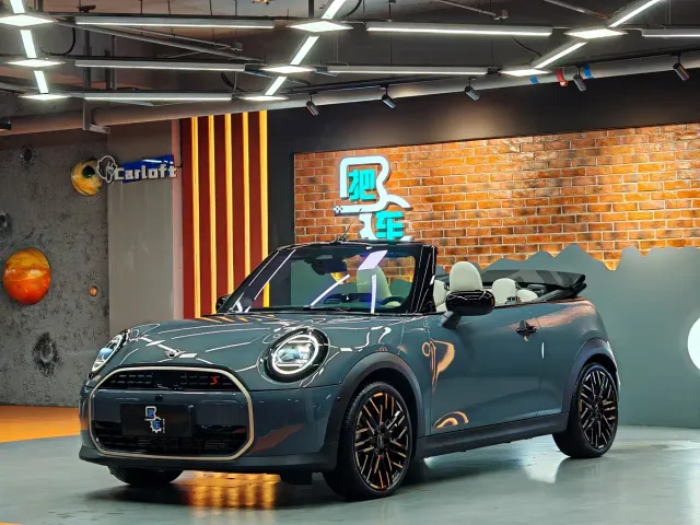 MINI Hatch — Фото автомобиля 10