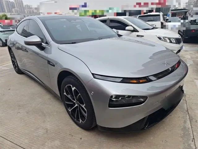 Xpeng P7 — Фото автомобиля 3