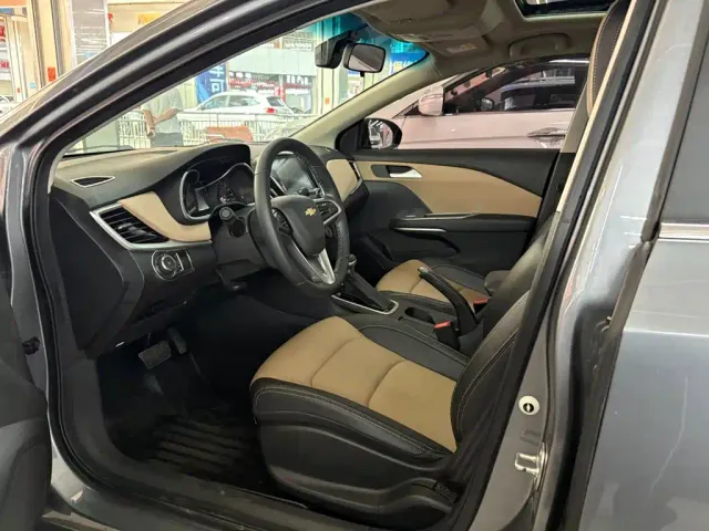 Chevrolet Monza — Фото автомобиля 3