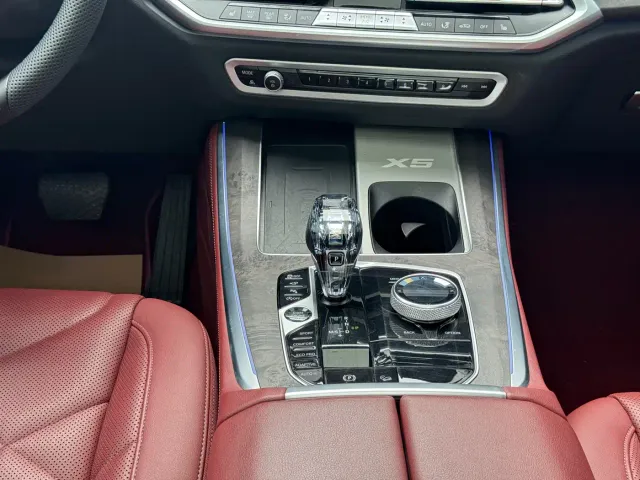 BMW X5 — Фото автомобиля 13
