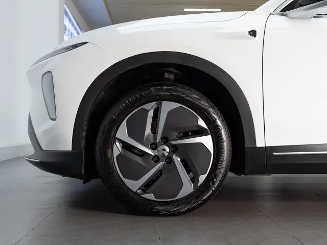 Nio EC7 — Фото автомобиля 9