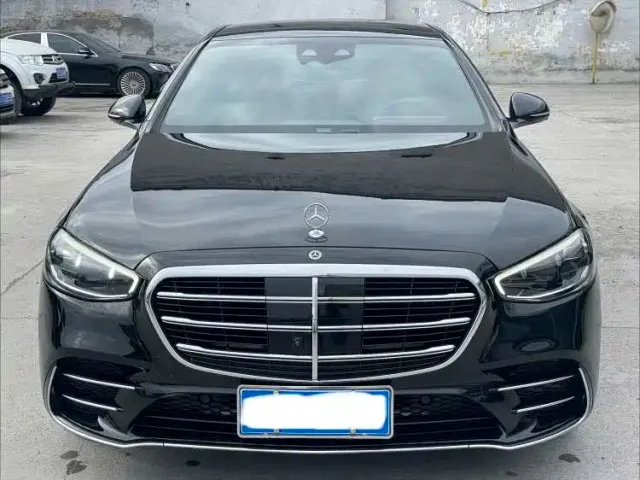 Mercedes-Benz S-Class — Фото автомобиля 2