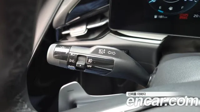Kia Niro The All New Niro Signature — Фото автомобиля 15