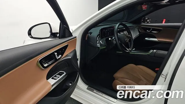 Mercedes-Benz E-Class — Фото автомобиля 10