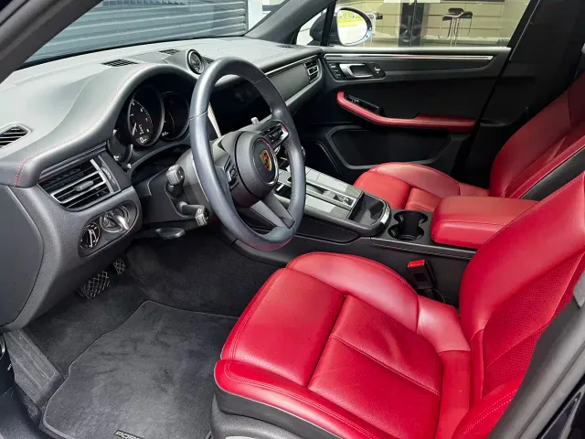 Porsche Macan — Фото автомобиля 13