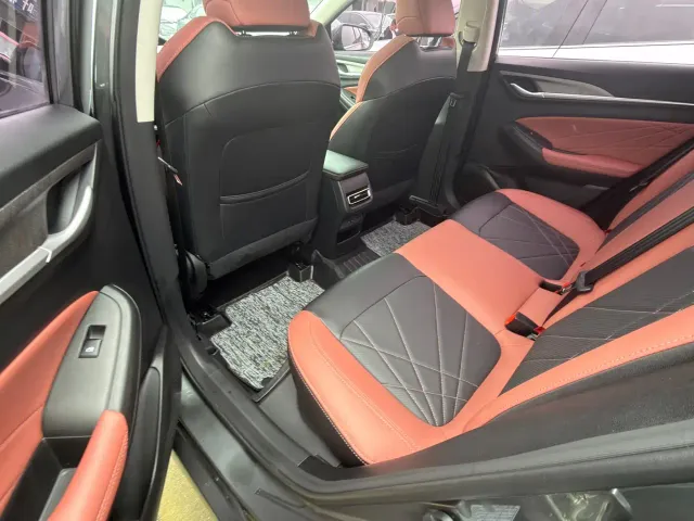 Changan Eado — Фото автомобиля 10