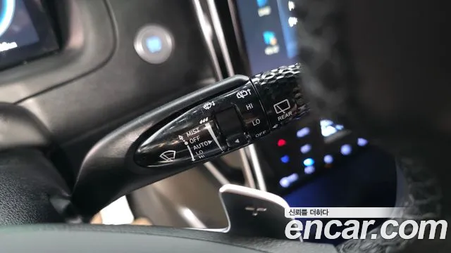 Hyundai Tucson Tucson (NX4) Дизель 2.0 2WD — Фото автомобиля 20