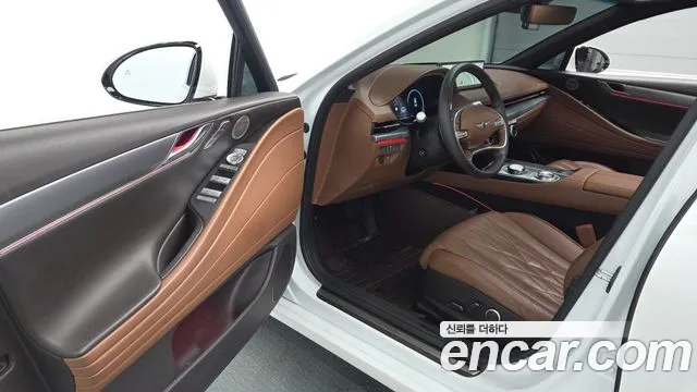 Genesis G80 Бензин 2.5 турбо 2WD — Фото автомобиля 10