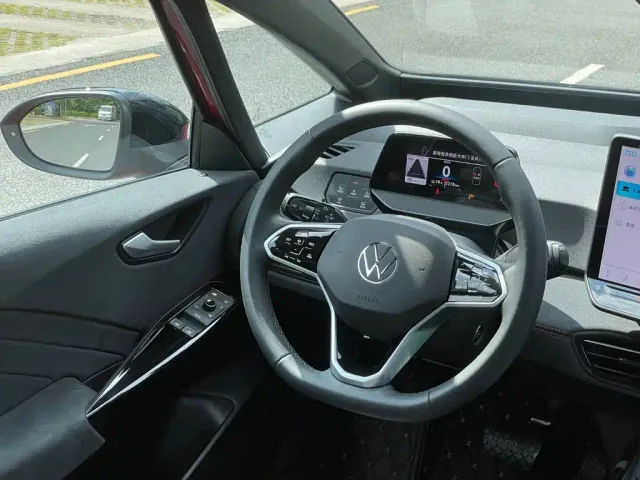 Volkswagen ID.3 — Фото автомобиля 18