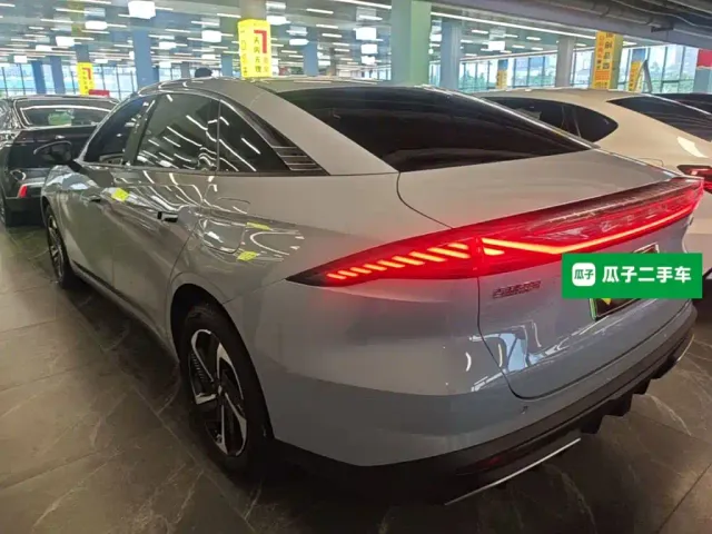 Geely Galaxy L6 — Фото автомобиля 4