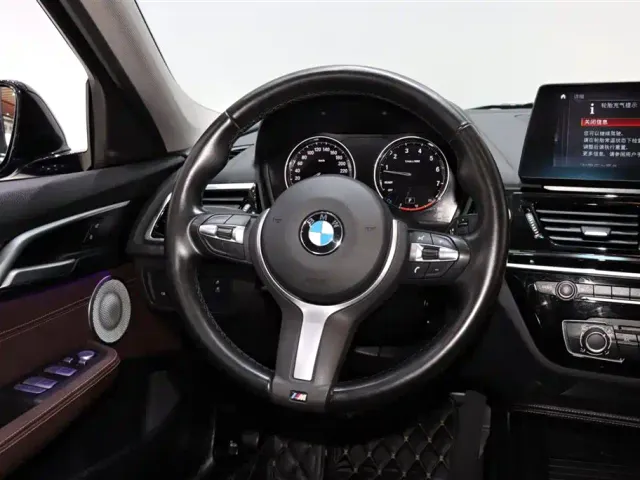 BMW 1 Series — Фото автомобиля 13