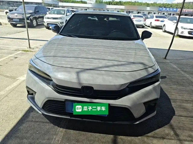 Honda Civic — Фото автомобиля 2