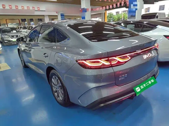 BYD Qin L — Фото автомобиля 4