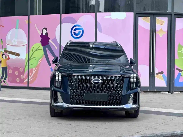 GAC Trumpchi GS8 — Фото автомобиля 2