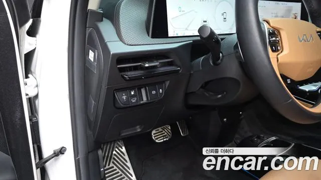 Kia EV6 Long Range — Фото автомобиля 13