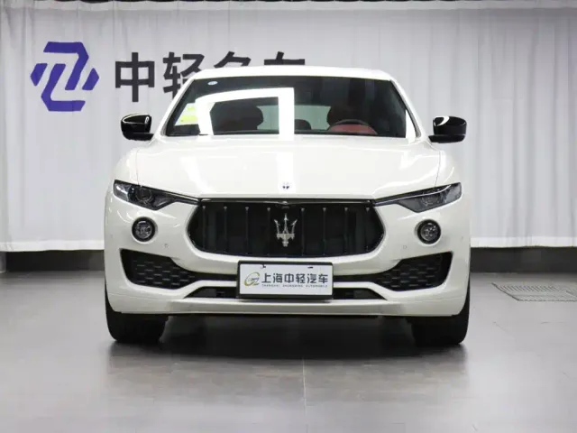 Maserati Levante — Фото автомобиля 2