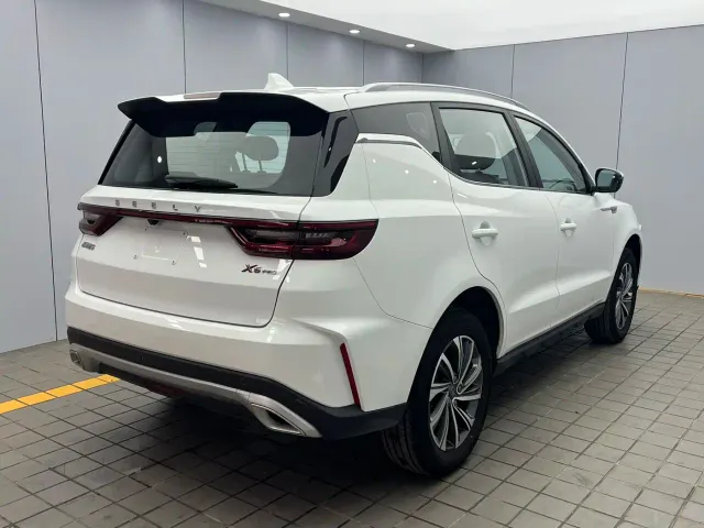 Geely Vision X6 — Фото автомобиля 6
