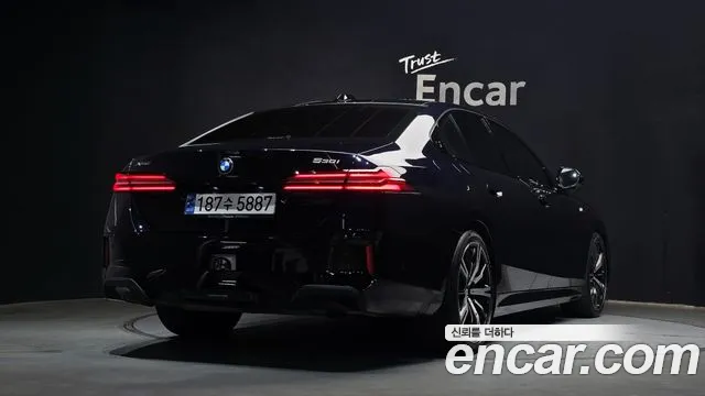 BMW 5-Series 5 серия (G60) 530i xDrive M Sport — Фото автомобиля 2