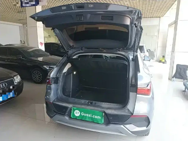 BYD Yuan PLUS — Фото автомобиля 18