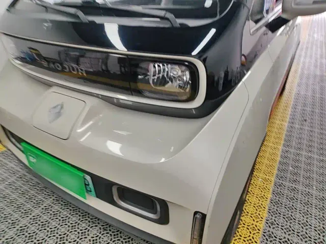 Baojun KiWi EV — Фото автомобиля 23